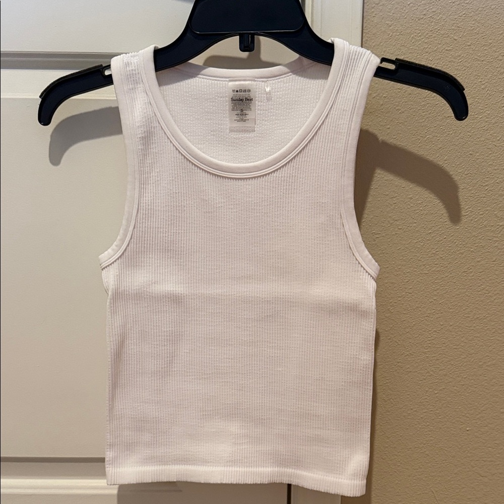 Aritzia Sunday Best White Ribbed Tank Top Small